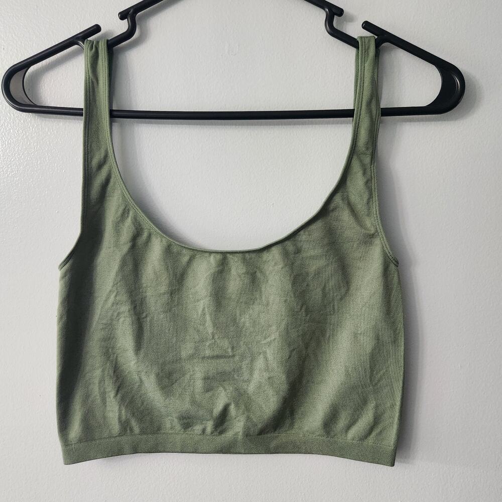 3/$20 Intimately Free People Seamless Tank Size Medium Large Green